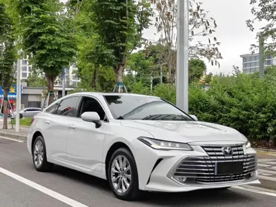 Toyota Avalon 2024, 14000 км, за 106800 CNY