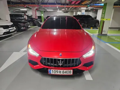 Maserati Ghibli 2020, 24000 км, за 36000000 KRW