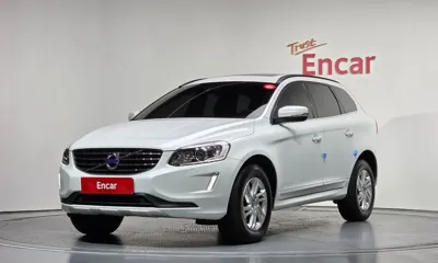 Volvo XC60 · 2017 год