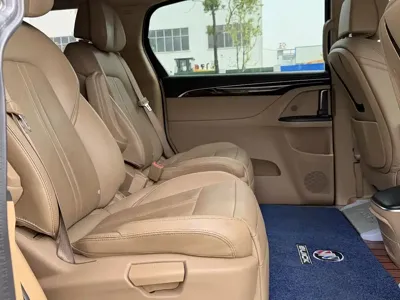 Buick GL8 2019, 212000 км, за 88600 CNY - фото 19