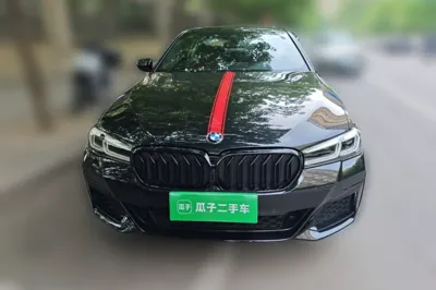 BMW 5 Series 2022, 35500 км, за 291741.65 CNY