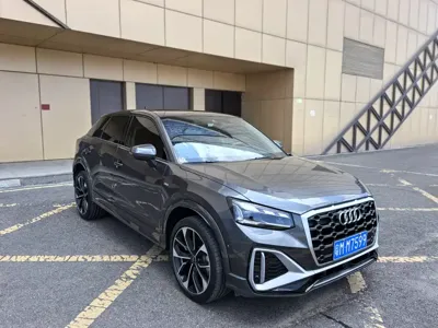Audi Q2L 2022, 12000 км, за 165799 CNY
