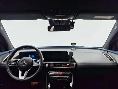 Mercedes-Benz EQC 2021, 58900 км, за 123800 CNY