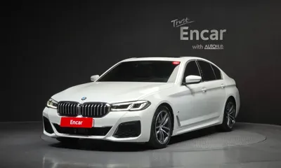 BMW 5-Series · 2023 год