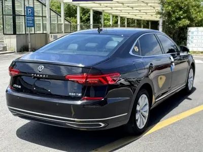 Volkswagen Passat 2021, 86000 км, за 90800 CNY - фото 18