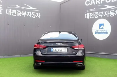 Hyundai Genesis 2015, 86000 км, за 12900000 KRW
