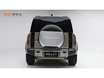 Land Rover Defender 2022, 68000 км, за 490000 CNY