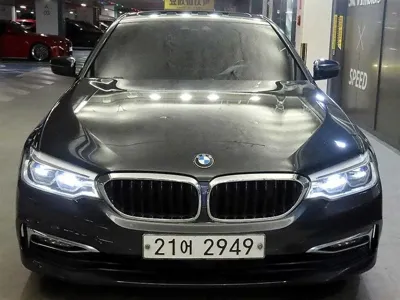 BMW 5-Series 2018, 323958 км, за 13200000 KRW