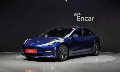Tesla Model 3 · 2022 год