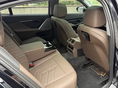 BMW 5 Series 2025, 22000 км, за 249800 CNY - фото 8
