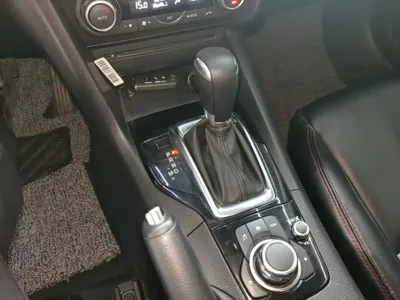 Mazda 3 Axela 2015, 92600 км, за 34100 CNY - фото 10