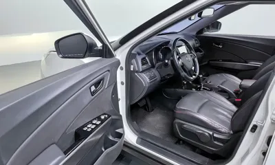KG_Mobility_Ssangyong TIBOLI 2017, 106857 км, за 8800000 KRW - фото 10