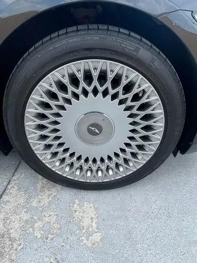 Genesis G90 2020, 130800 км, за 28400000 KRW