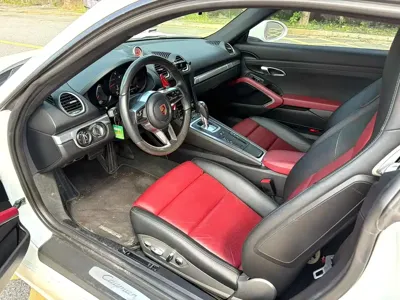 Porsche 718 2019, 40000 км, за 185799 CNY