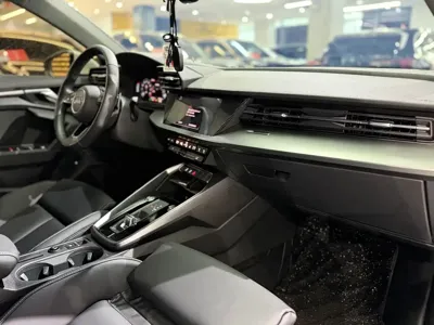 Audi A3 2021, 84000 км, за 75800 CNY - фото 11