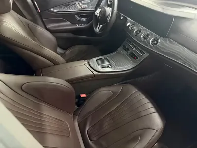 Mercedes-Benz CLS 2020, 90000 км, за 30273.6 USD - фото 3