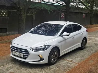 Hyundai Avante 2016, 182657 км, за 5900000 KRW - фото 2