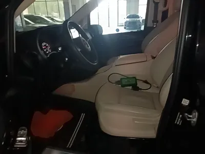 Mercedes-Benz Vito 2018, 139600 км, за 140280.45 CNY - фото 18