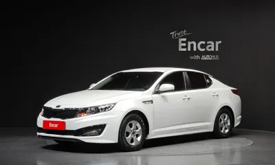 Kia K5 · 2011 год