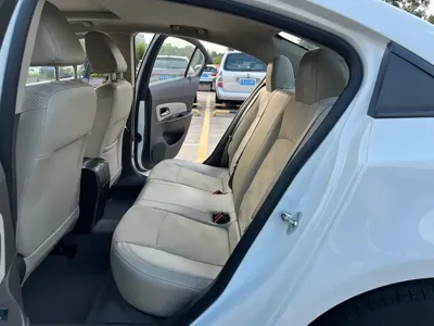 Chevrolet Cruze 2016, 120000 км, за 12800 CNY - фото 5