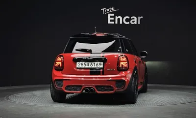 MINI Cooper 2016, 102473 км, за 12850000 KRW