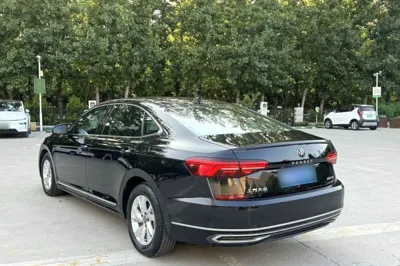 Volkswagen Passat 2020, 30800 км, за 87872 CNY - фото 16
