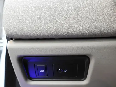 Land Rover Range Rover Evoque 2017, 90018 км, за 10900000 KRW - фото 18