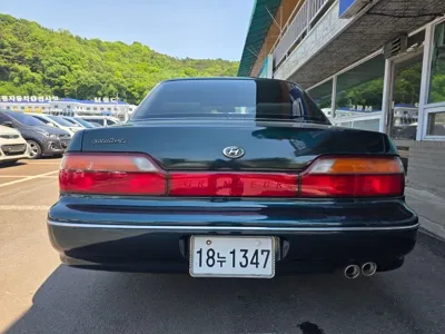 Hyundai Grandeur 1995, 109083 км, за 990000 KRW