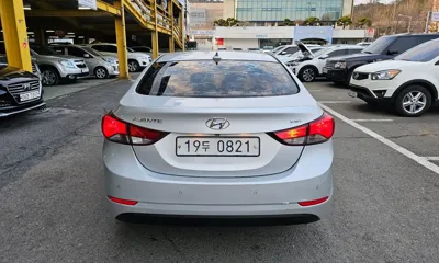 Hyundai Avante 2016, 331779 км, за 3990000 KRW - фото 5