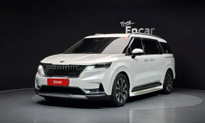 Kia Canival · 2021 год