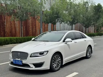 Lincoln MKZ · 2018 год