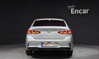 Hyundai Sonata 2018, 163389 км, за 7900000 KRW