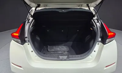 Nissan Leaf 2019, 71156 км, за 12500000 KRW - фото 20