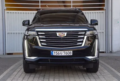 Cadillac Escalade · 2021 год