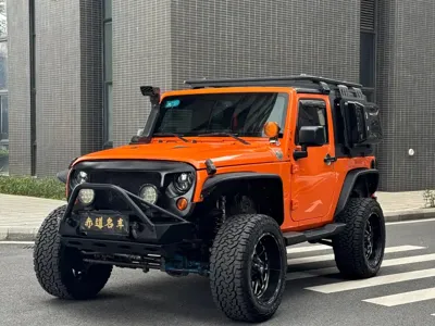 Jeep Wrangler · 2013 год