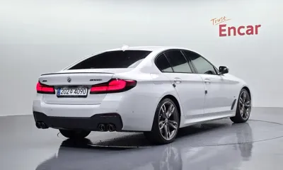 BMW 5-Series 2023, 35451 км, за 43486.74 USD