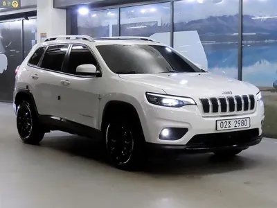 Jeep Cherokee · 2019 год