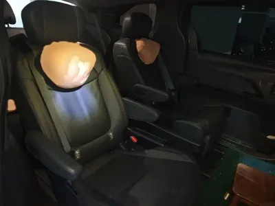 Toyota Sienna 2022, 73400 км, за 226500 CNY - фото 15