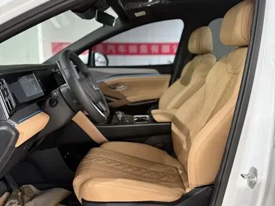BYD L DM-i 2025, 18000 км, за 98800 CNY - фото 12