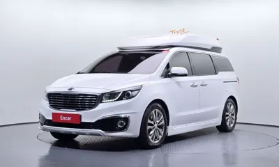 Kia Canival · 2018 год