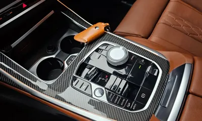 BMW X7 2025, 7319 км, за 888880000 KRW - фото 9