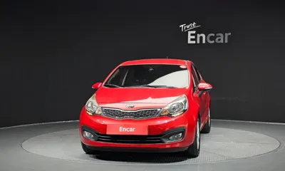 Kia Pride 2014, 105167 км, за 3900000 KRW