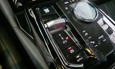 BMW 5-Series 2025, 9719 км, за 69900000 KRW - фото 9