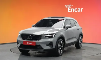 Volvo XC40 · 2025 год