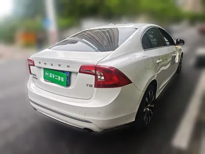 Volvo S60 2019, 113900 км, за 76984.66 CNY - фото 4