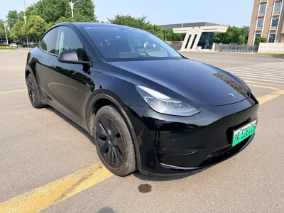 Tesla Model Y 2023, 83000 км, за 158800 CNY