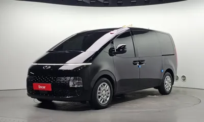 Hyundai Staria · 2024 год