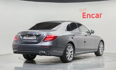 Mercedes-Benz E-Class 2017, 178276 км, за 17500000 KRW