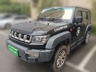 Beijing Off-Road BJ40 2018, 83300 км, за 36400 CNY - фото 1