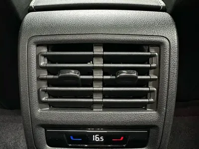 Volkswagen Golf 2022, 30000 км, за 137800 CNY - фото 16